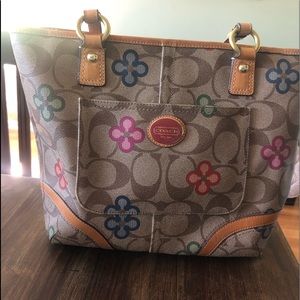 Coach shoulder handbag